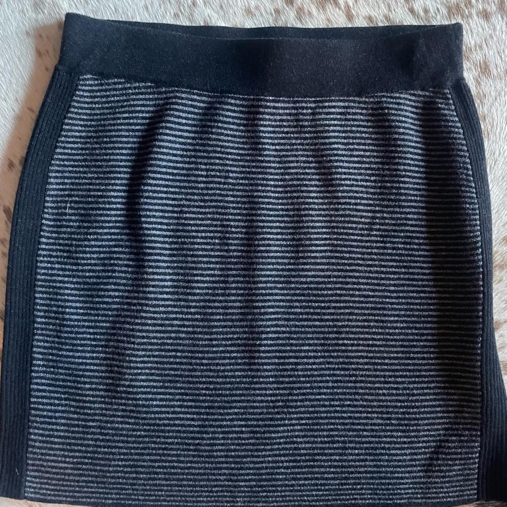 Krimson Klover Black and Gray Striped Pencil Skirt